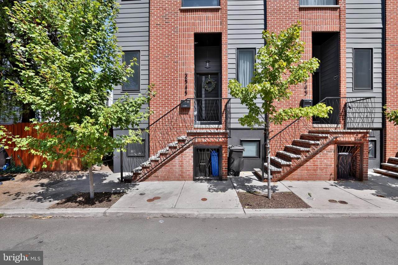 2545 Turner Street - Photo 1