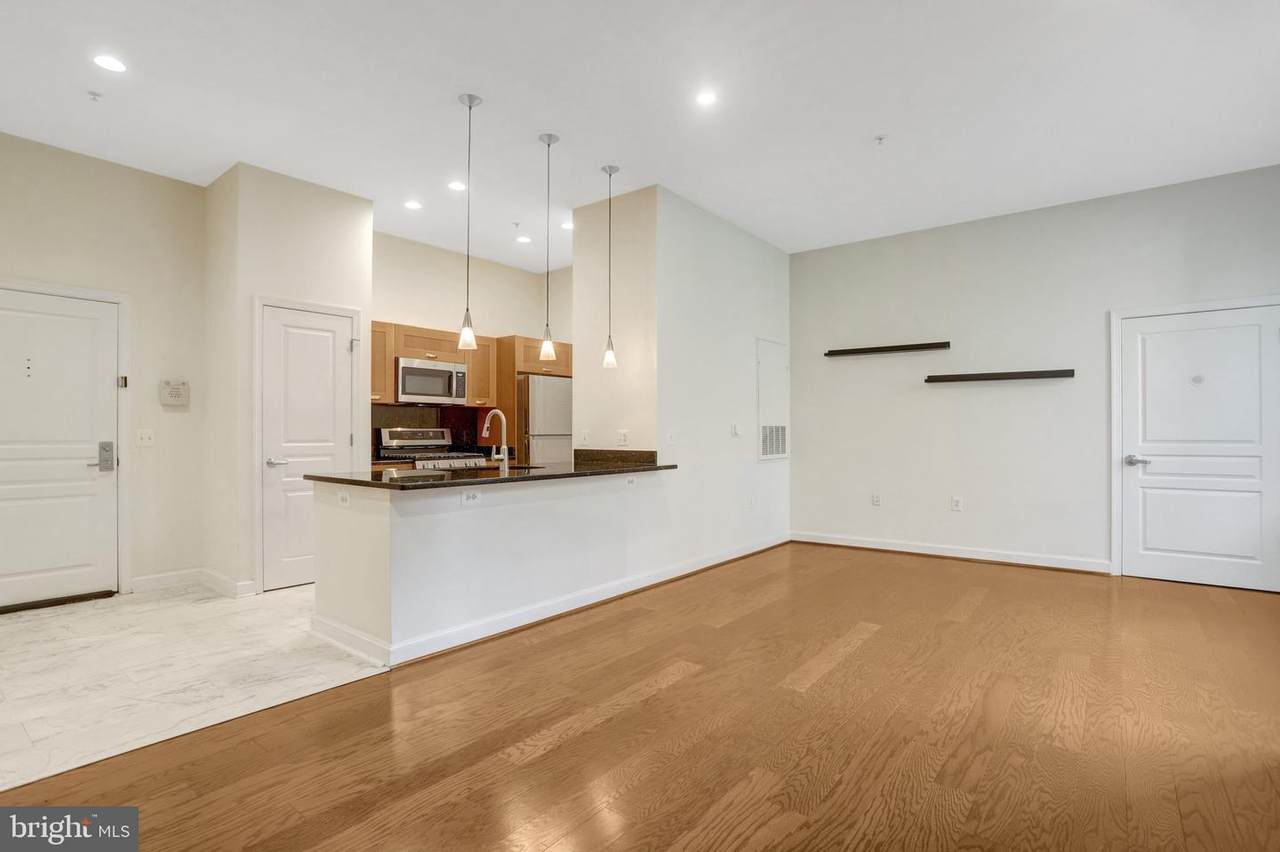 2451 Midtown Avenue - Photo 1