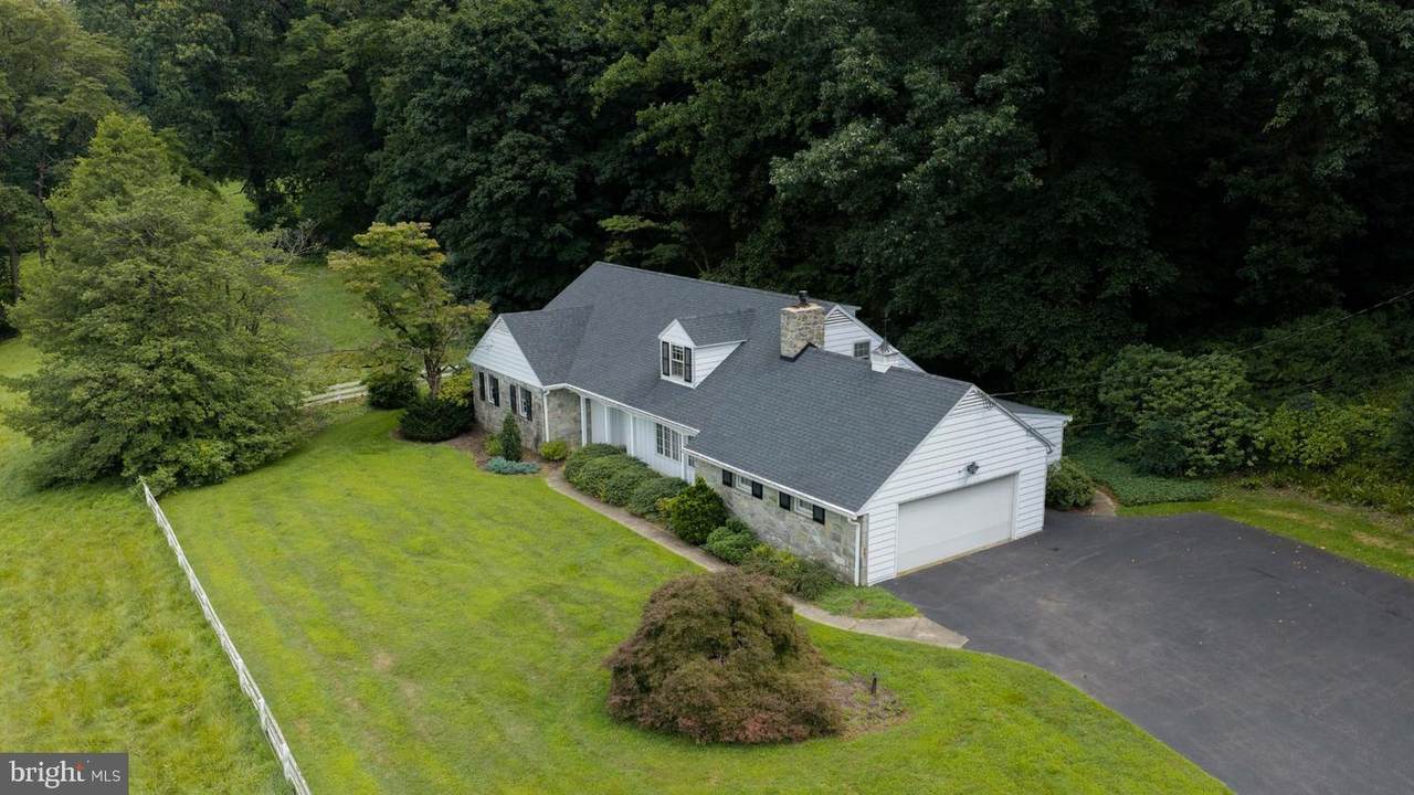 821 Timberline Drive - Photo 1