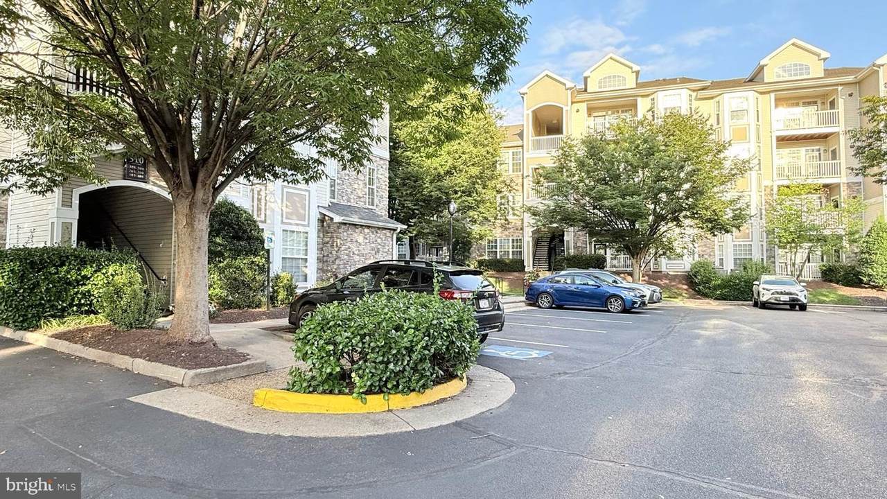 510 Sunset Terrace - Photo 1