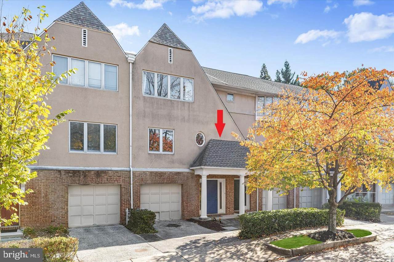 352 Homeland Southway - Photo 1