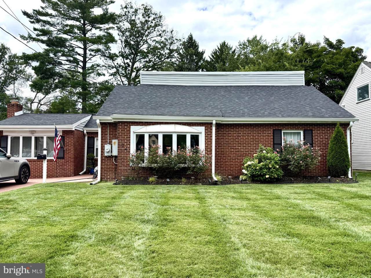 124 Glenwood Avenue - Photo 1