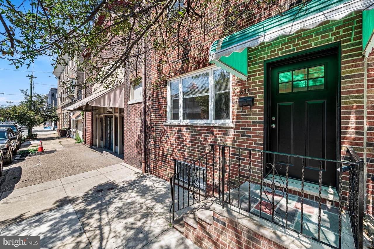 833 Morris Street - Photo 1