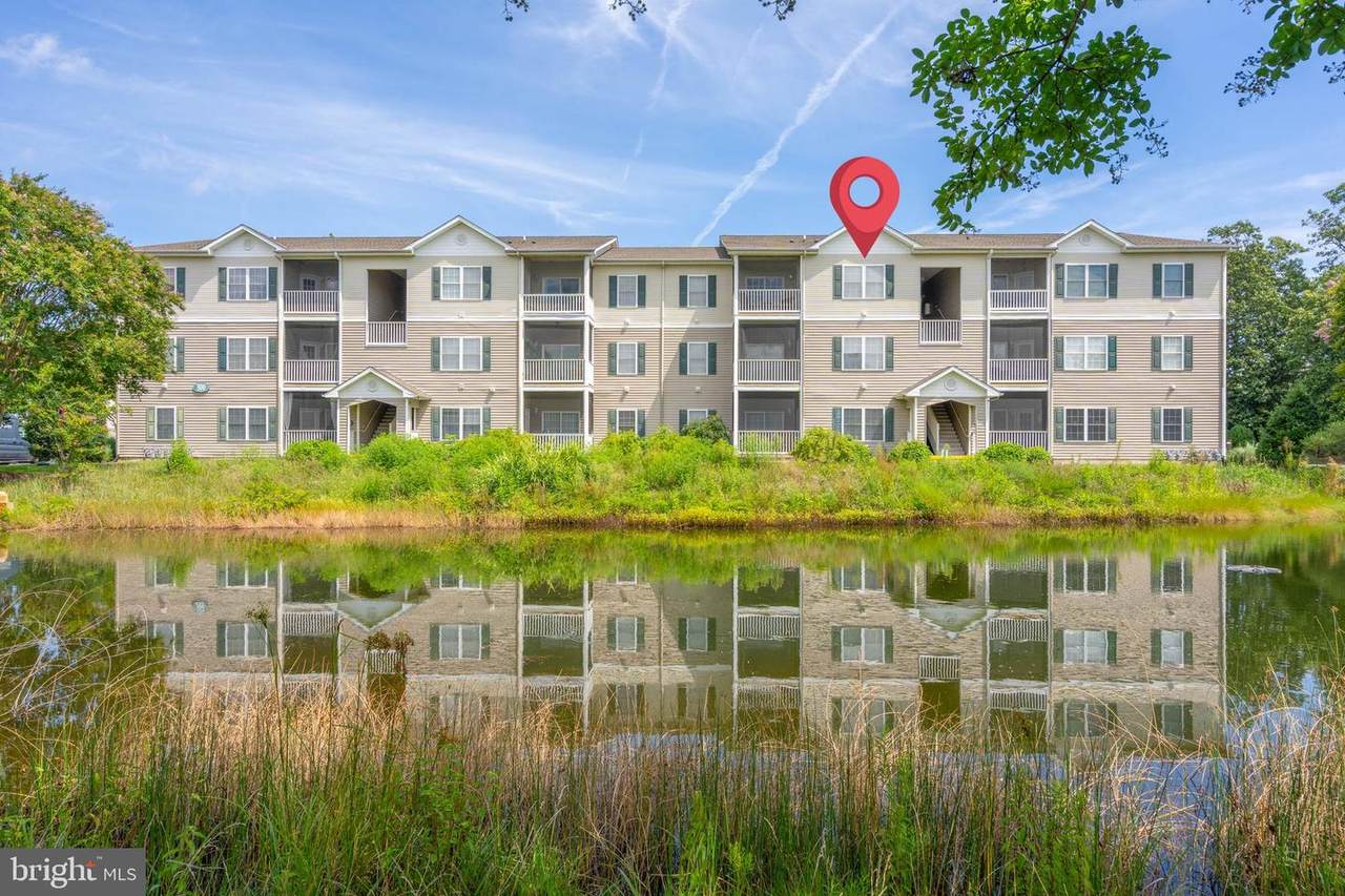 300 Pebble Drive - Photo 1