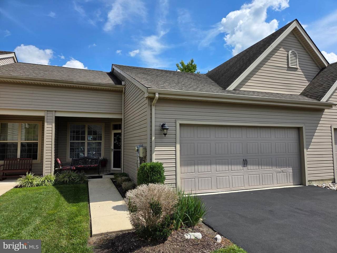 6 Fountainview Drive - Photo 1