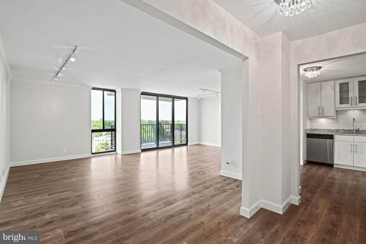 6800 Fleetwood Road - Photo 1