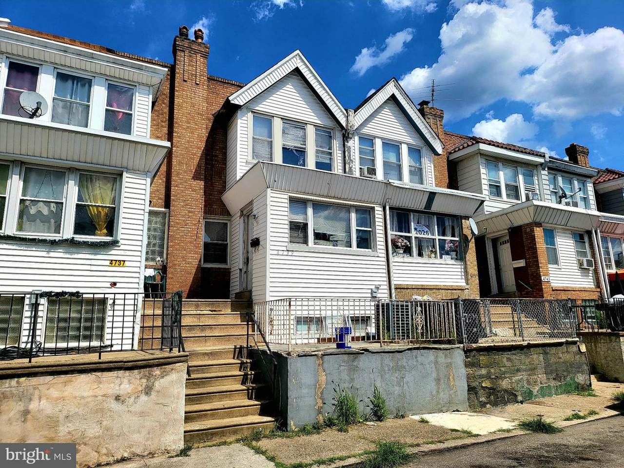 4739 Loring Street - Photo 1