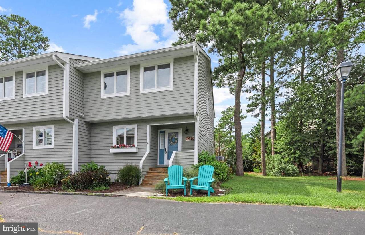 828D Westwood Avenue - Photo 1