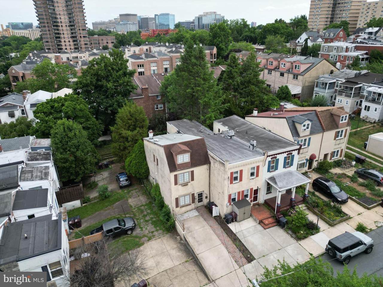 1722 Hancock Street - Photo 1