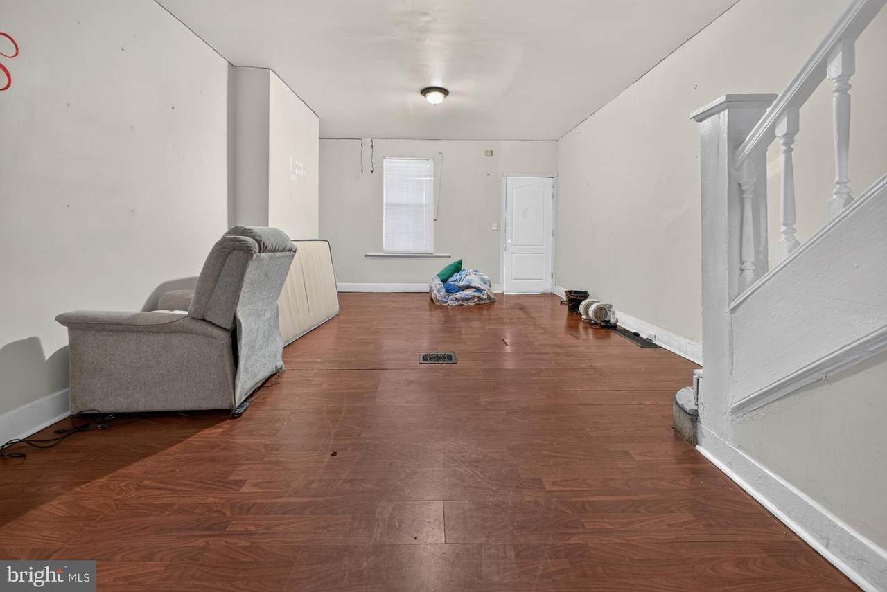 7279 Saybrook Avenue - Photo 1