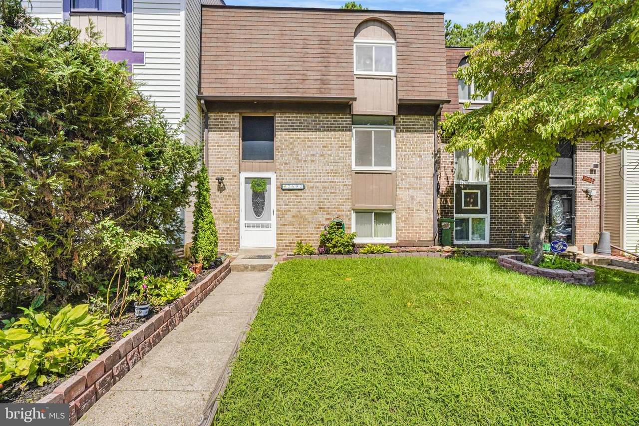 2692 Seville Circle - Photo 1