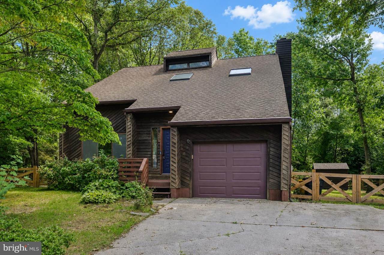 285 Michener Court - Photo 1