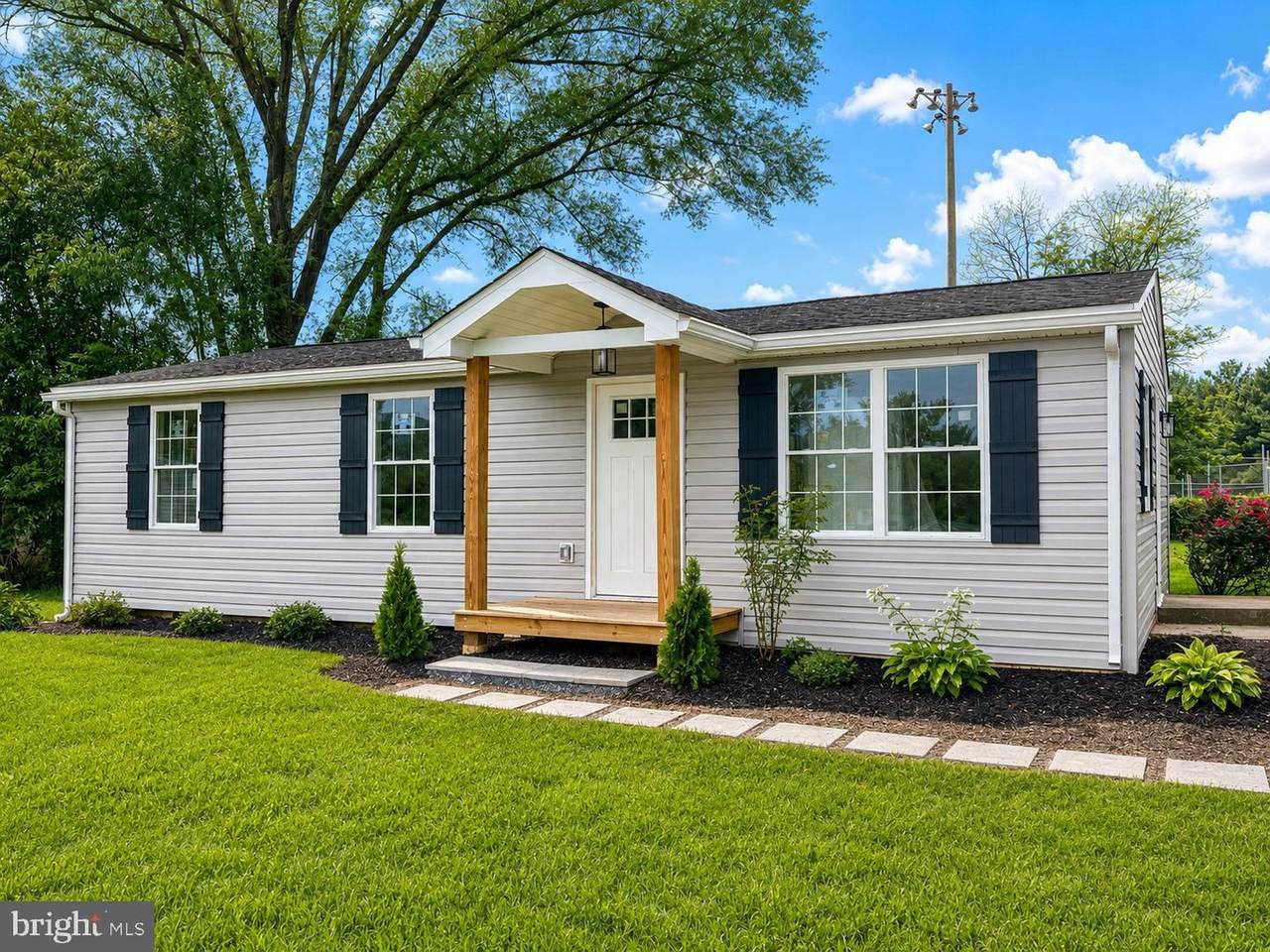 5873 Cardinal Street - Photo 1