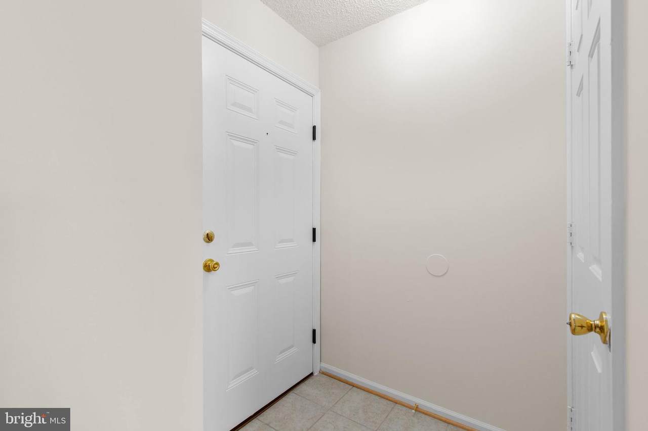 https://bt-photos.global.ssl.fastly.net/brightmls/1280_boomver_1_805322777796-2.jpg