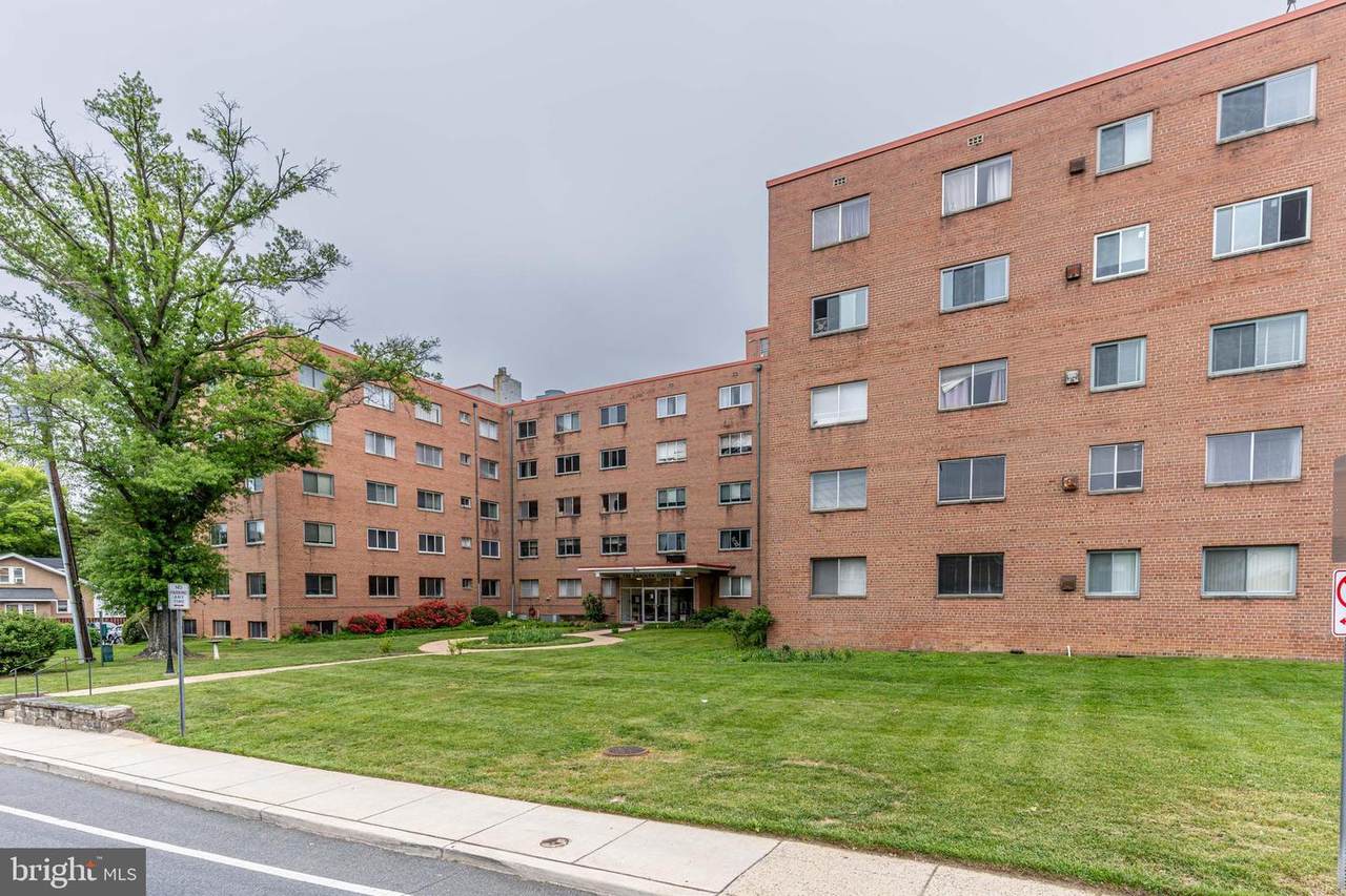 614 Sligo Avenue - Photo 1
