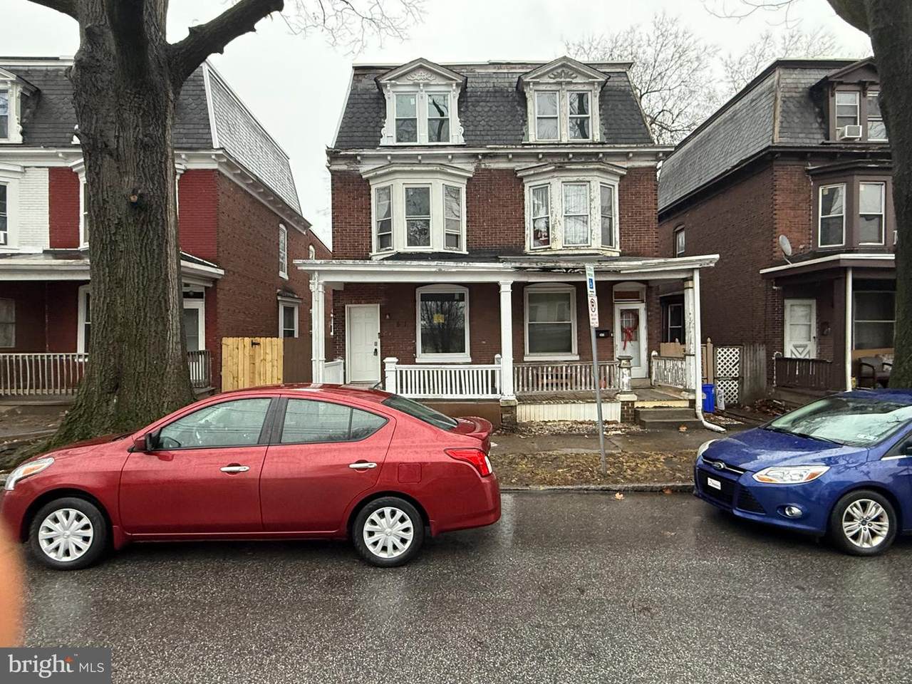 541 19TH Street - Photo 1