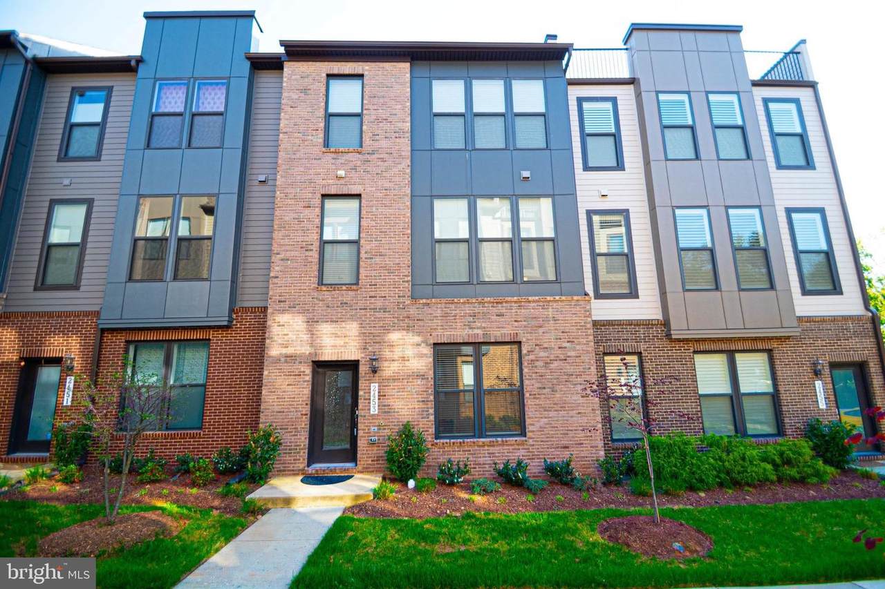 2453 Liberty Loop - Photo 1