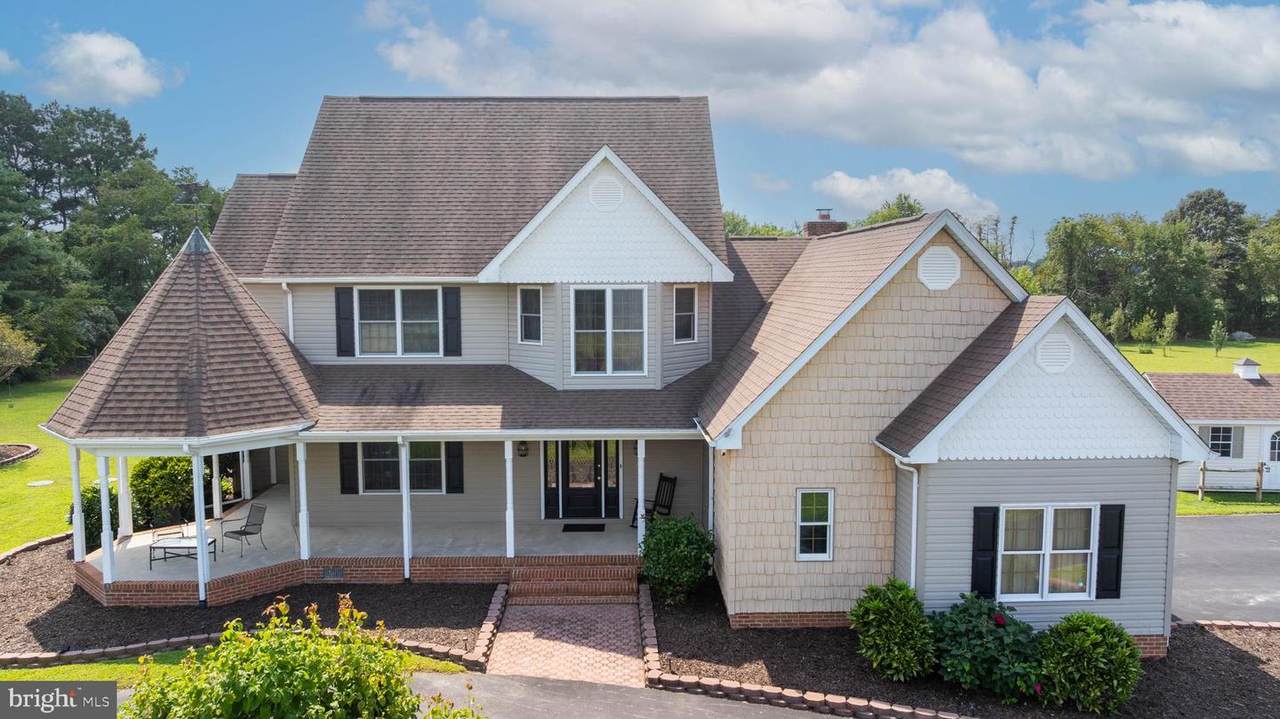 4914 Briarhook Road - Photo 1