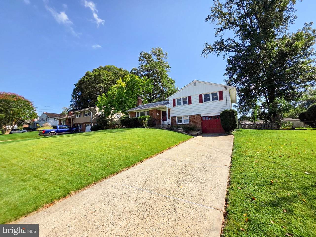 7511 Elgar Street - Photo 1