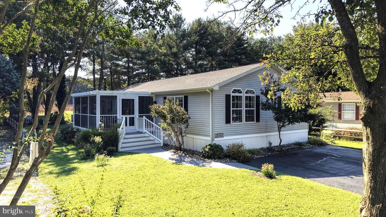 26423 Creekwood Circle - Photo 1