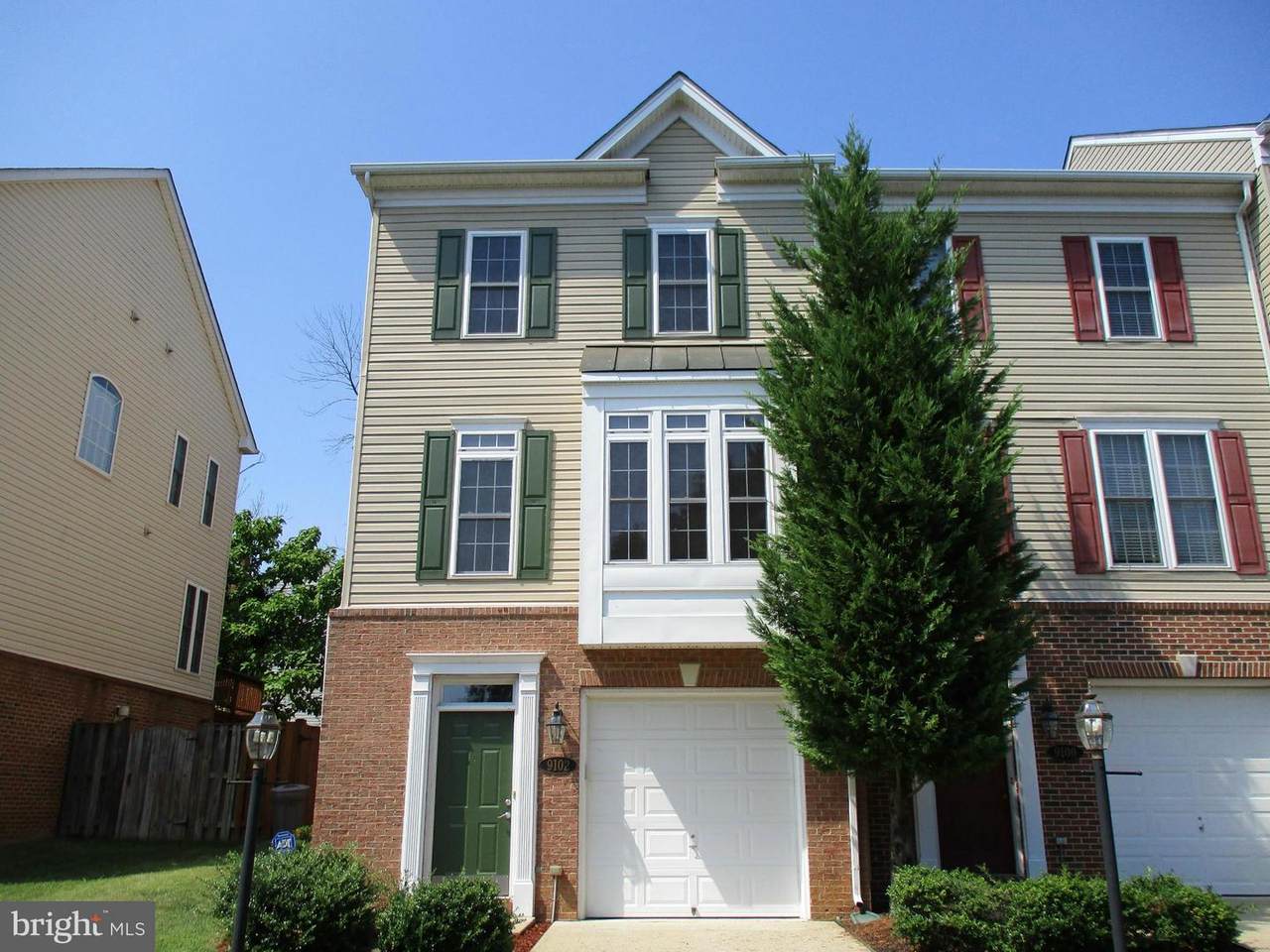 9102 Marie Court - Photo 1