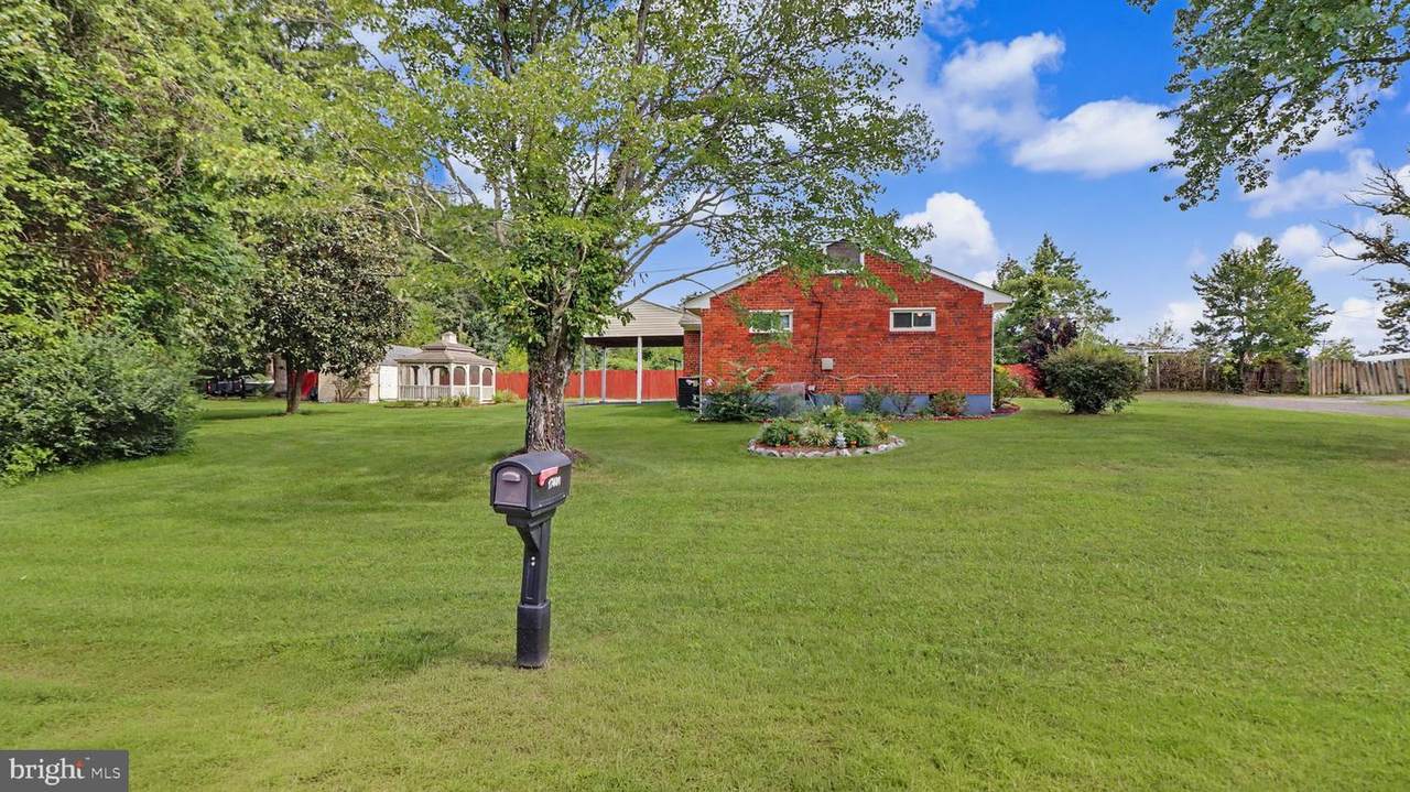 17400 Livingston Road - Photo 1