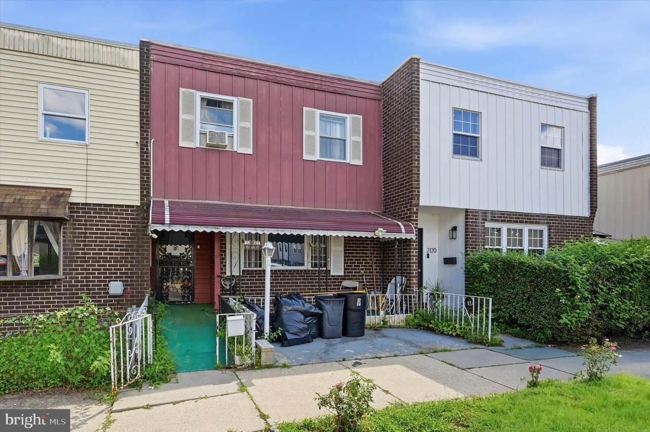 2118 11TH Street - Photo 1