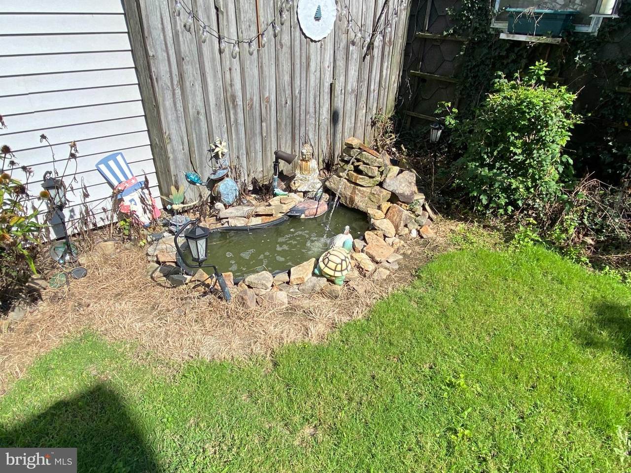 https://bt-photos.global.ssl.fastly.net/brightmls/1280_boomver_1_805327617374-2.jpg