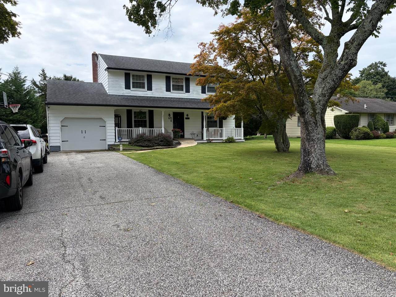 629 Sheridan Avenue - Photo 1