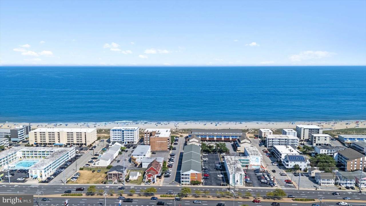 17 72ND Street - Photo 1