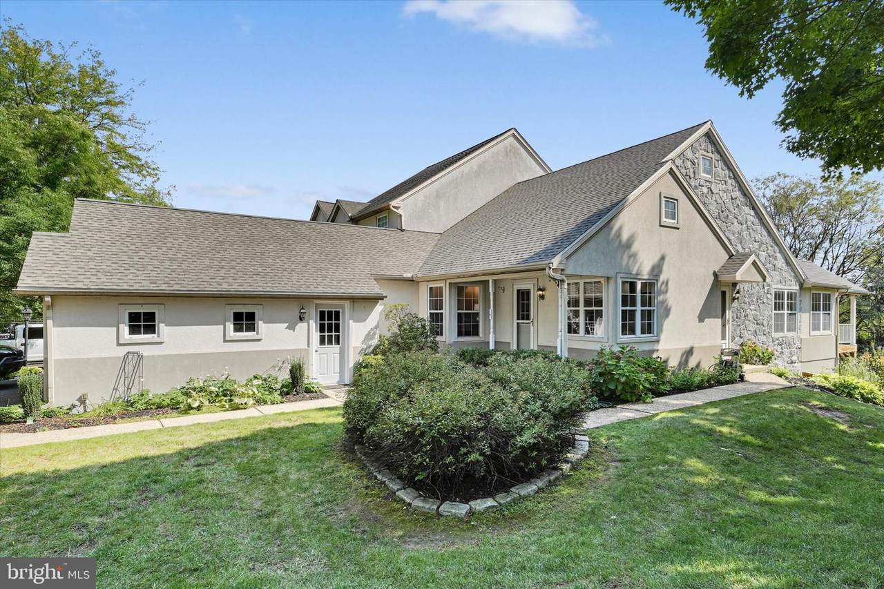 801 Tanglegate Place - Photo 1