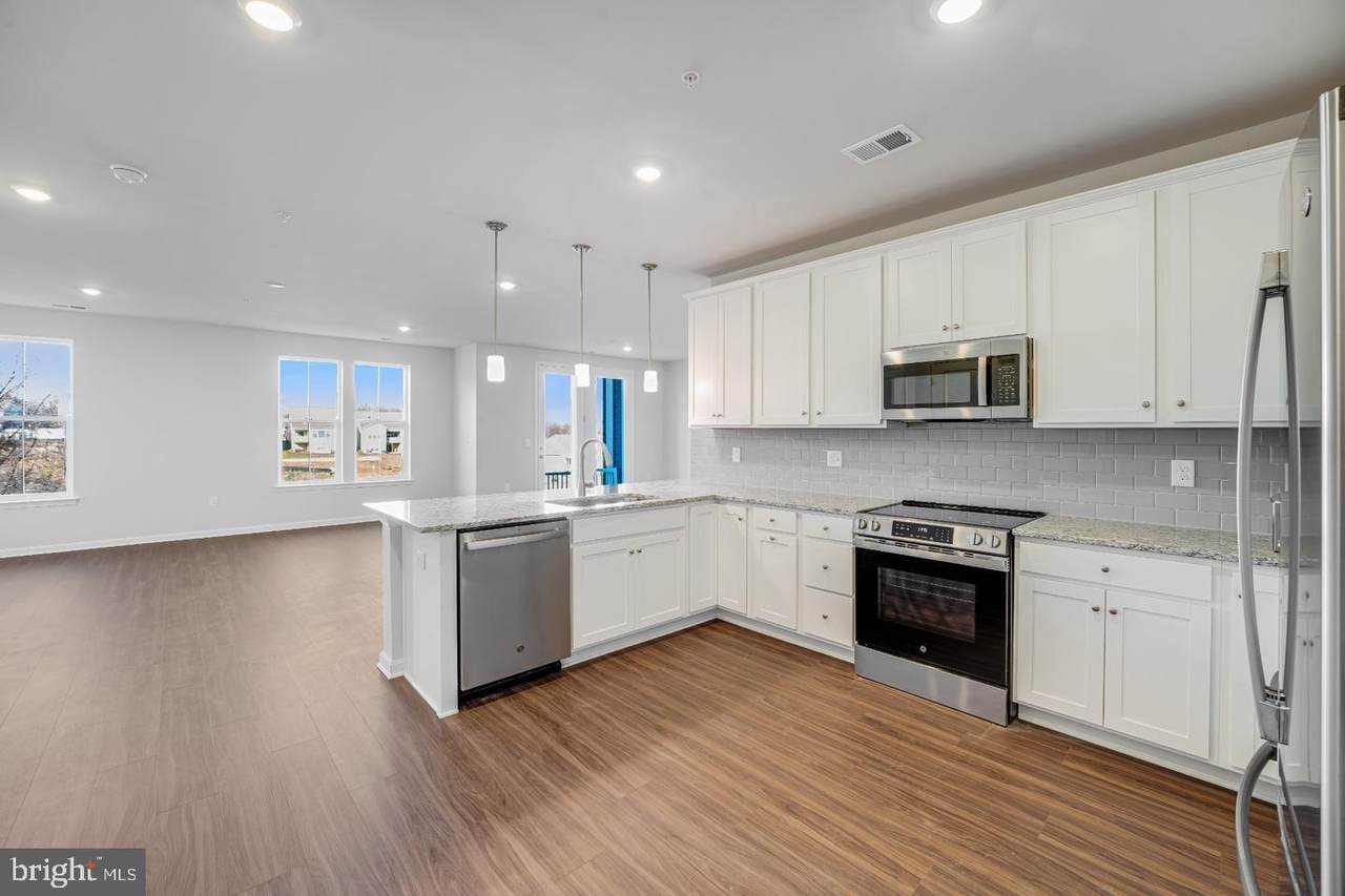 4003 Seaside Alder Road - Photo 1