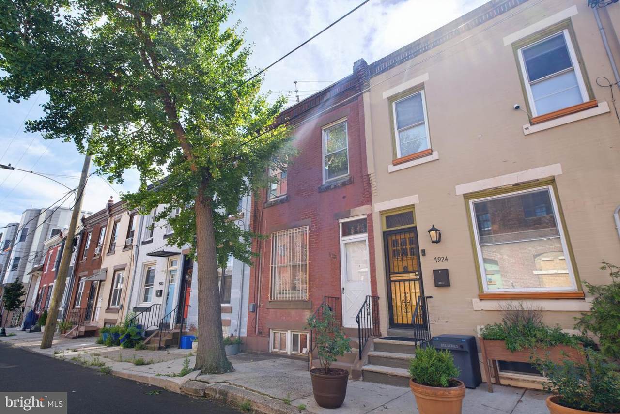 1926 Hazzard Street - Photo 1