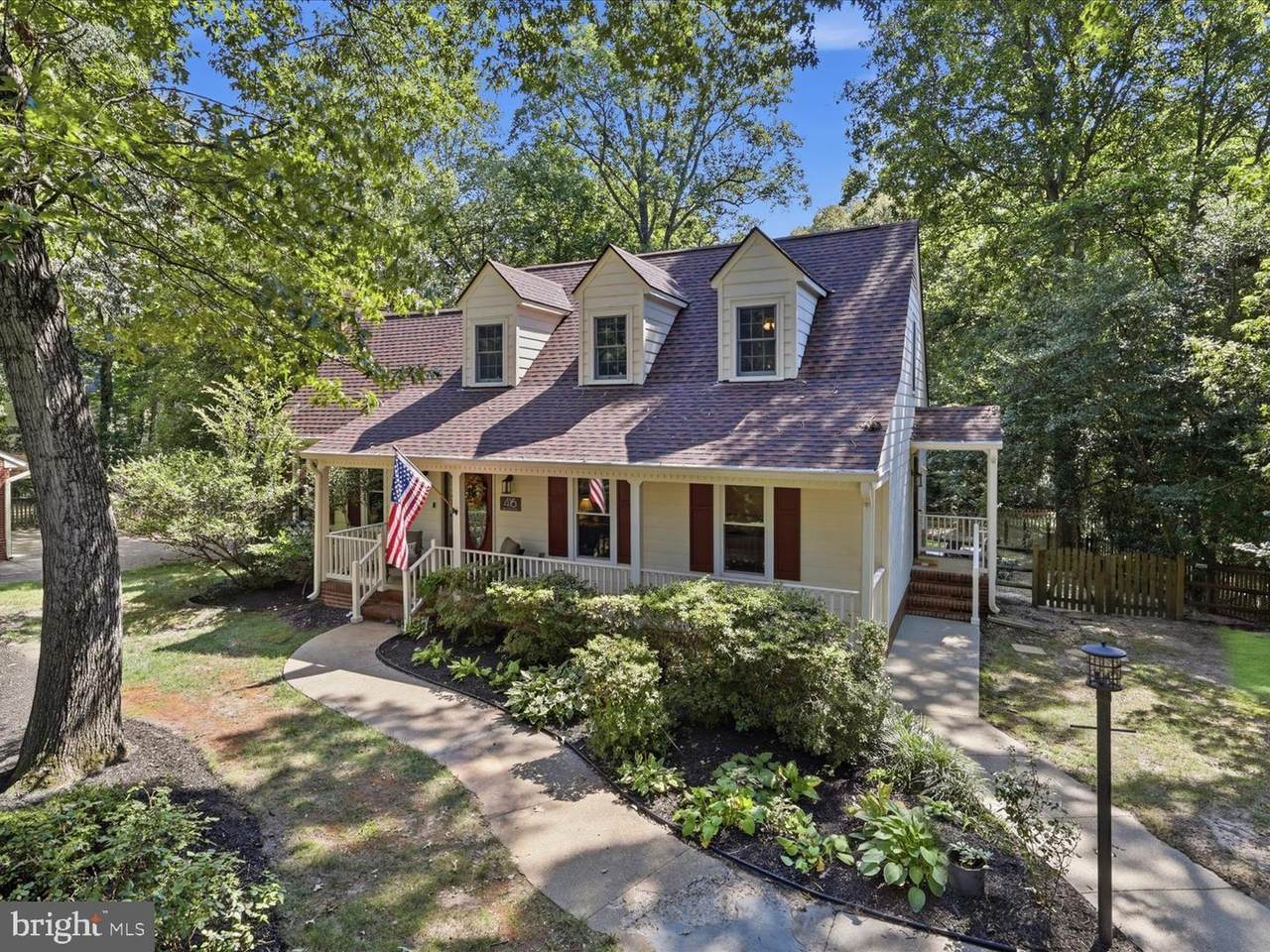 416 Breezewood Drive - Photo 1