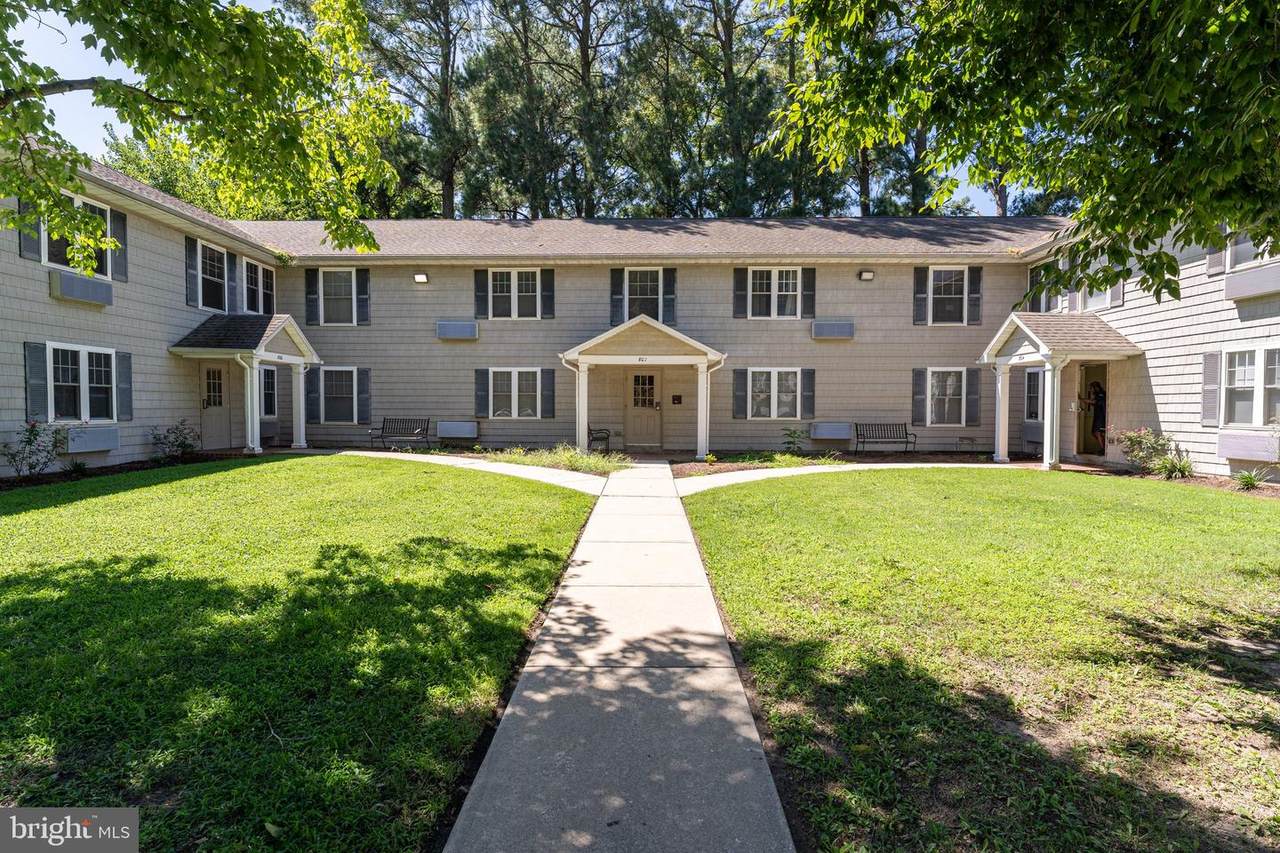800 Travers Street - Photo 1