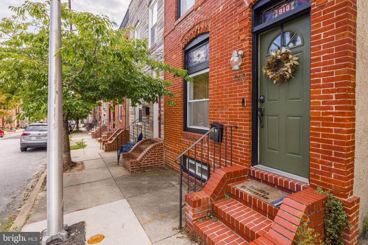 910 Bouldin Street - Photo 1