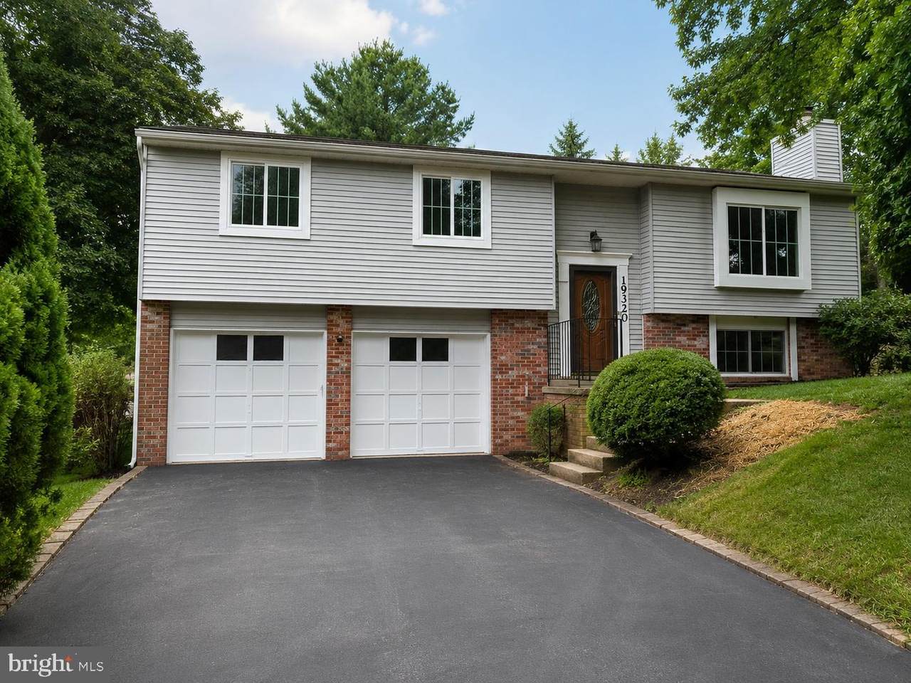 19320 Poinsetta Court - Photo 1