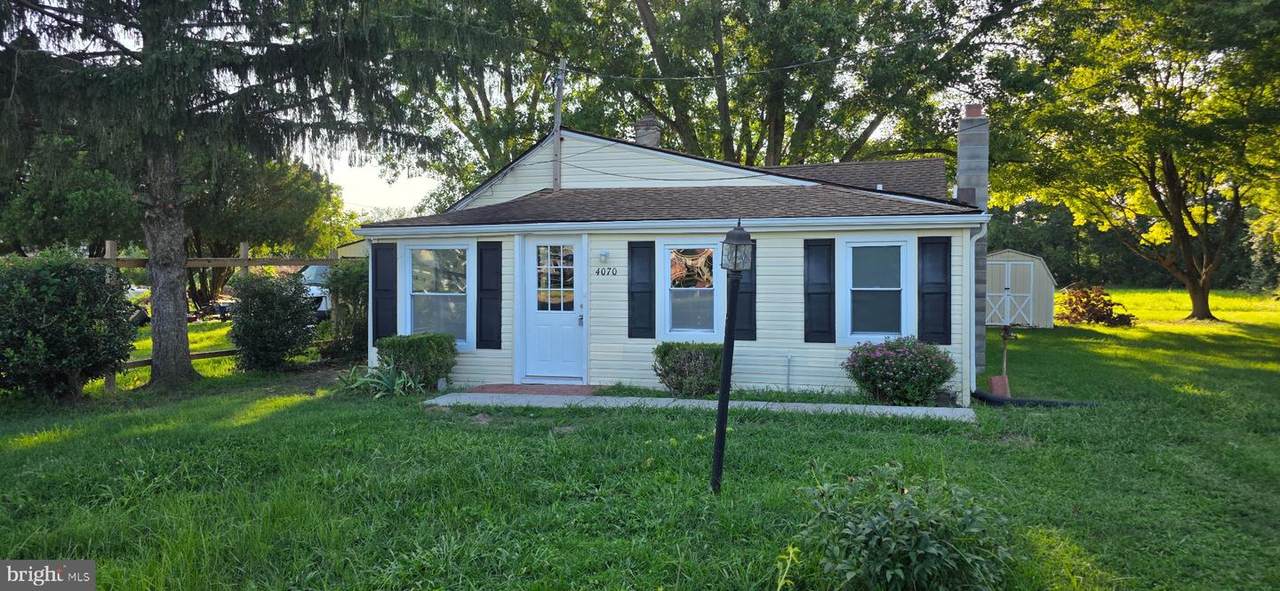 4070 Hennisee Lane - Photo 1