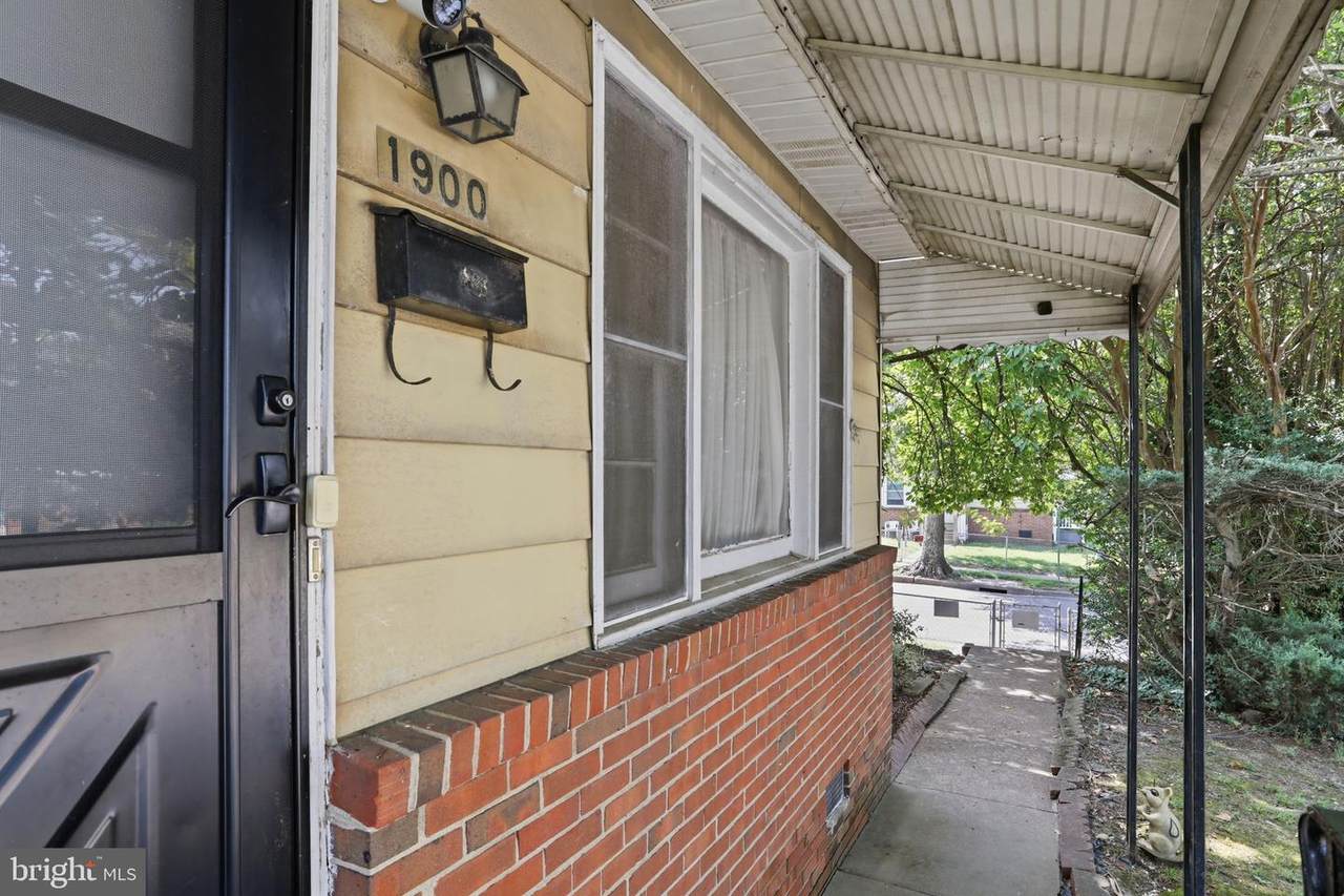 1900 Wood Street - Photo 1