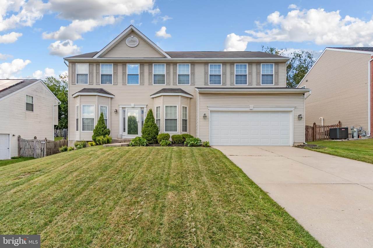 216 Hobbitts Lane - Photo 1