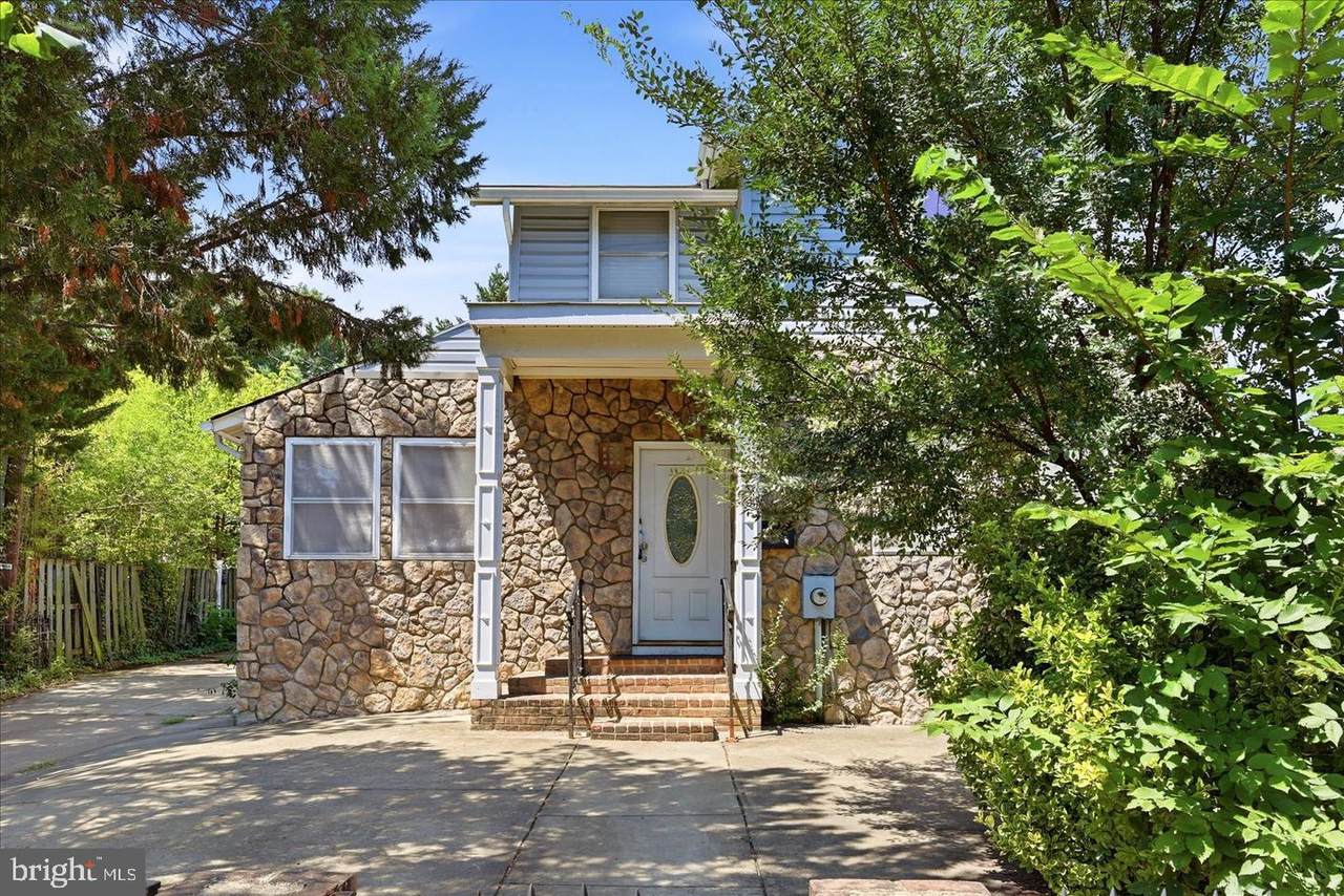 2506 Eads Street - Photo 1