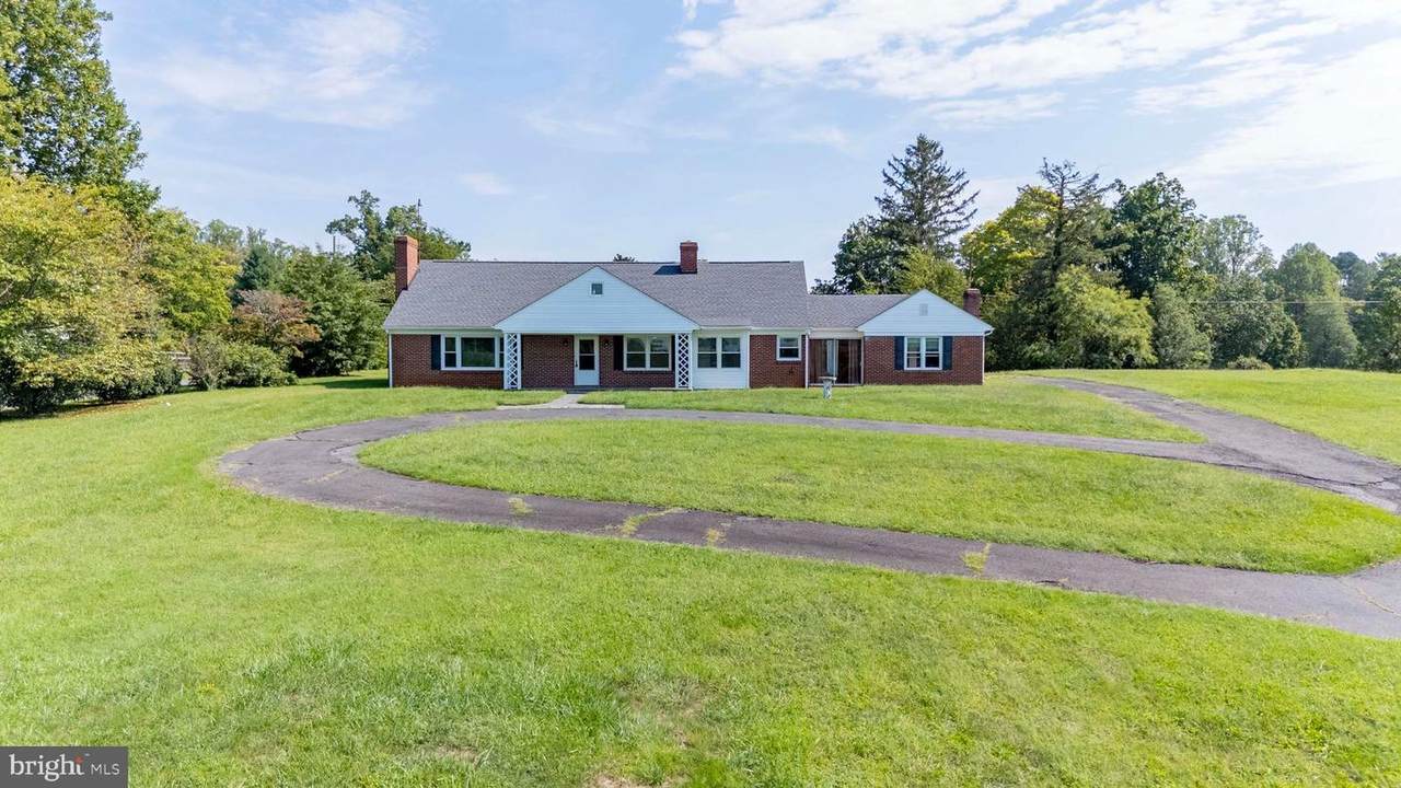 905 Madison Road - Photo 1