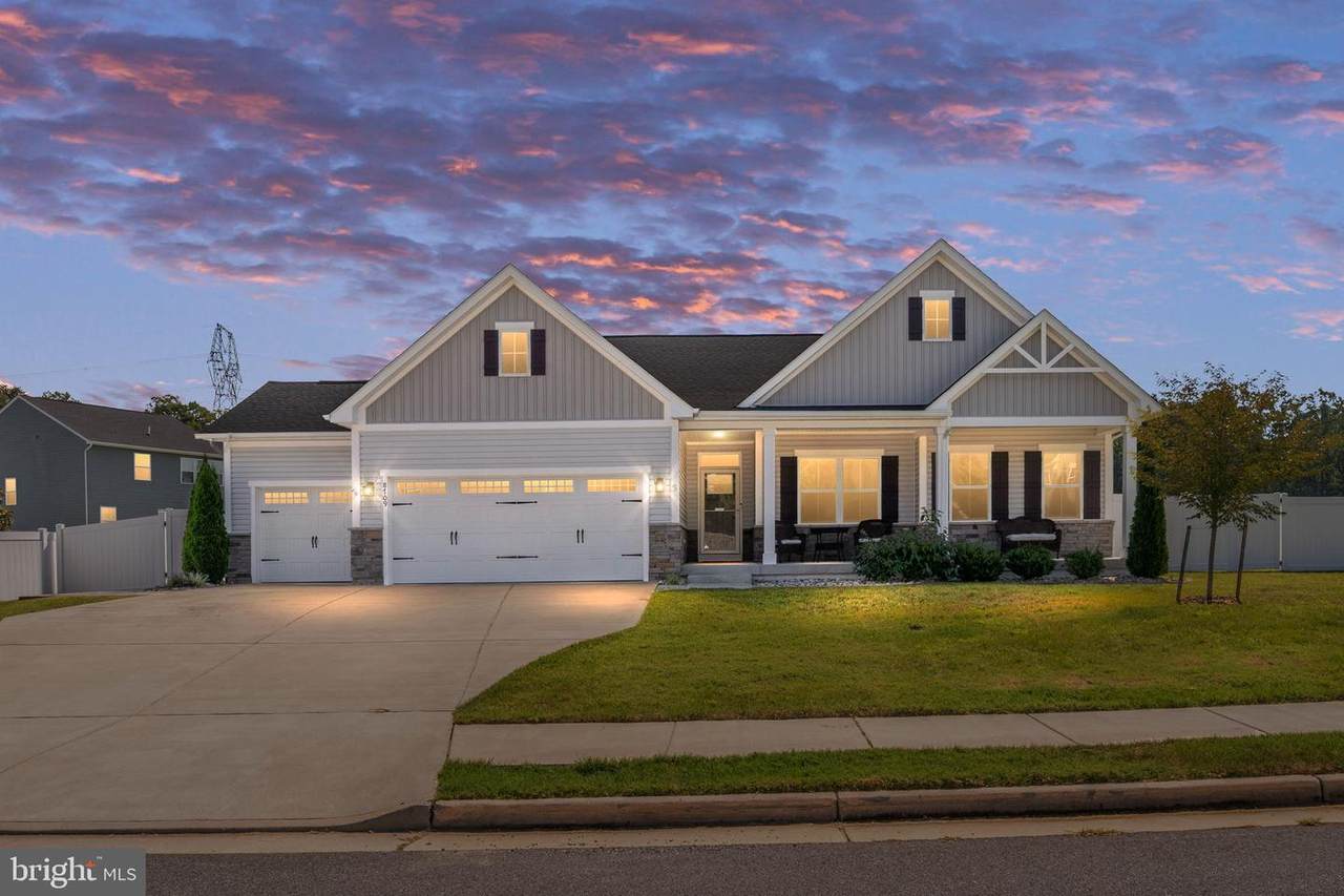 8709 Greenway Drive - Photo 1