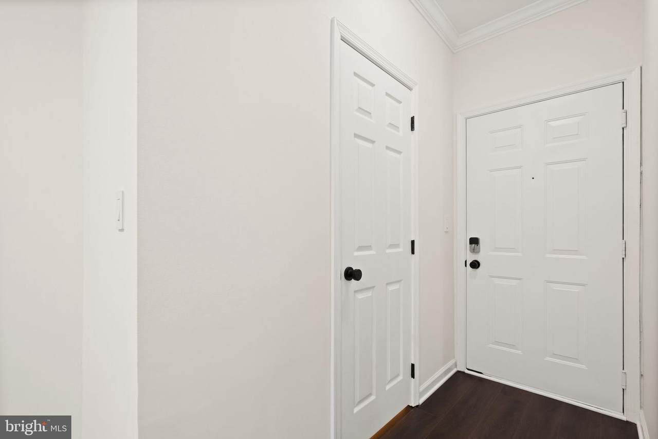 https://bt-photos.global.ssl.fastly.net/brightmls/1280_boomver_1_805335044062-2.jpg