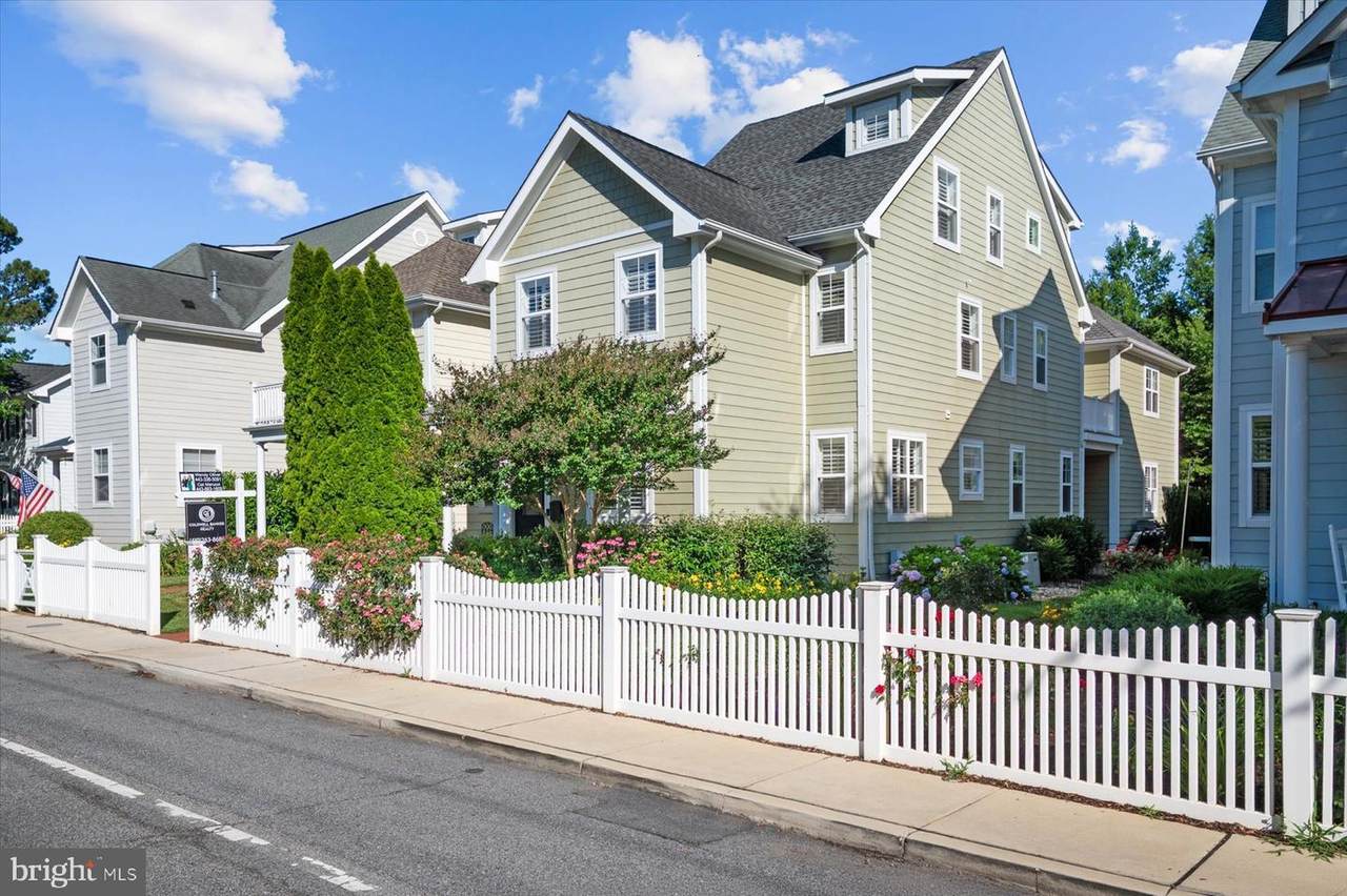 820 Bay Ridge Avenue - Photo 1