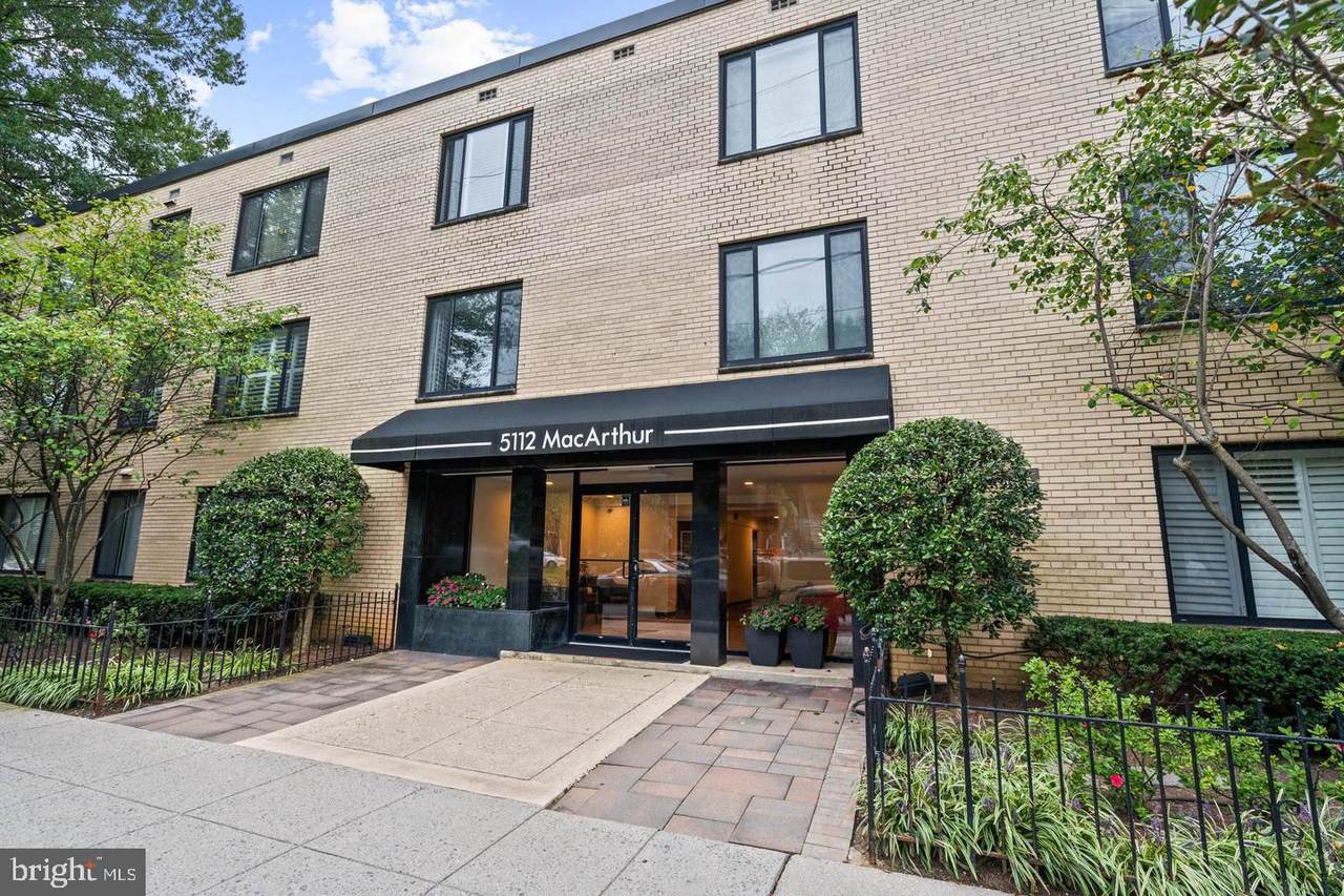 5112 Macarthur Boulevard - Photo 1