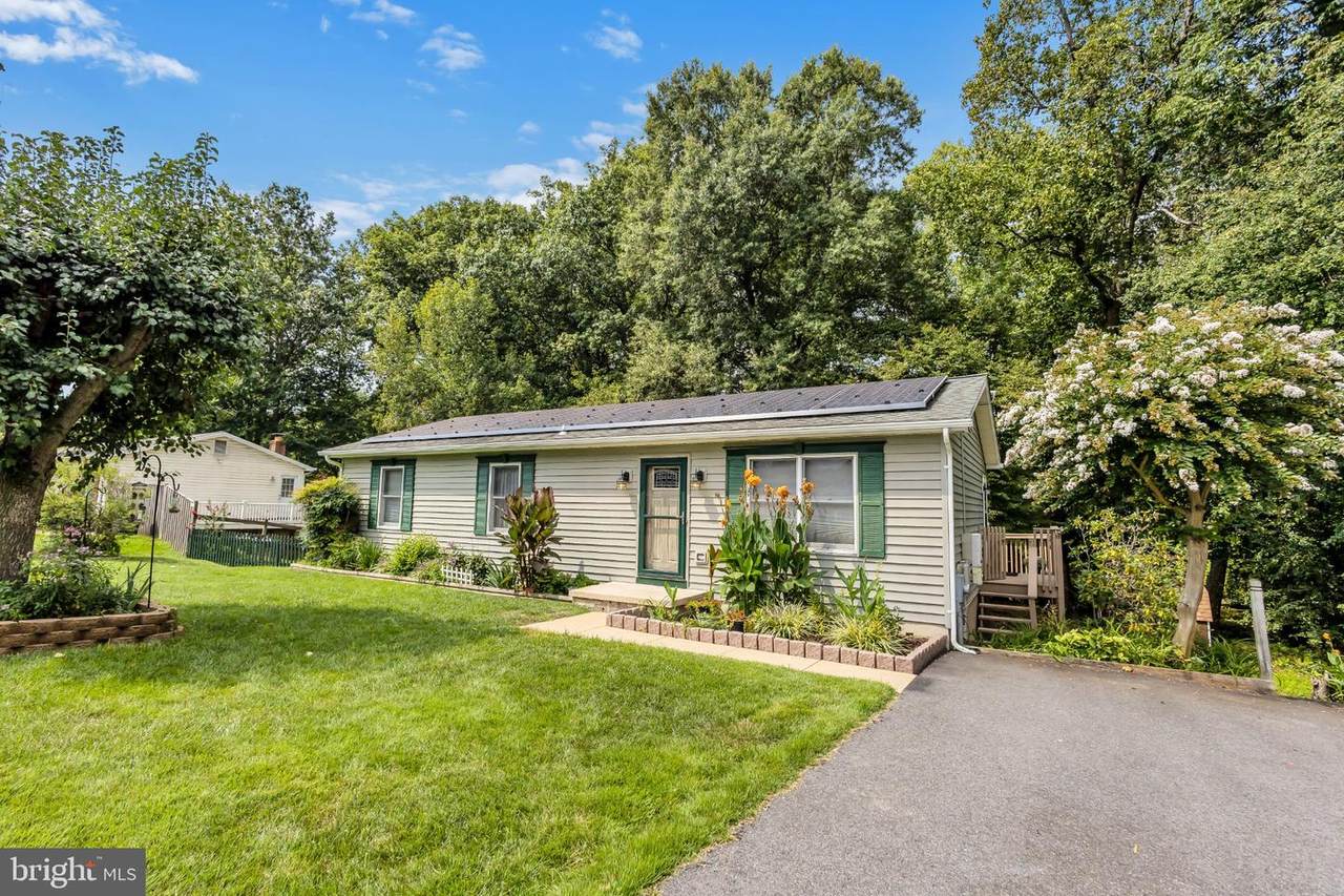 12256 Wendy Lane - Photo 1