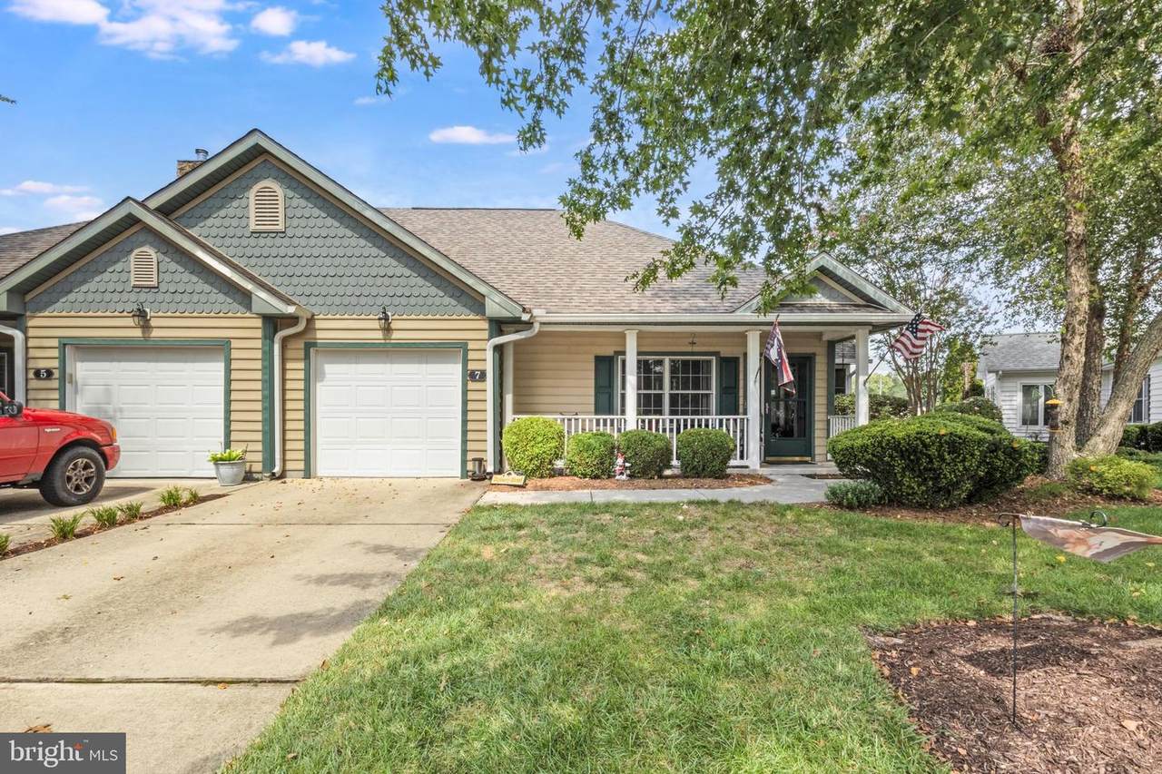 7 Bayberry Street - Photo 1