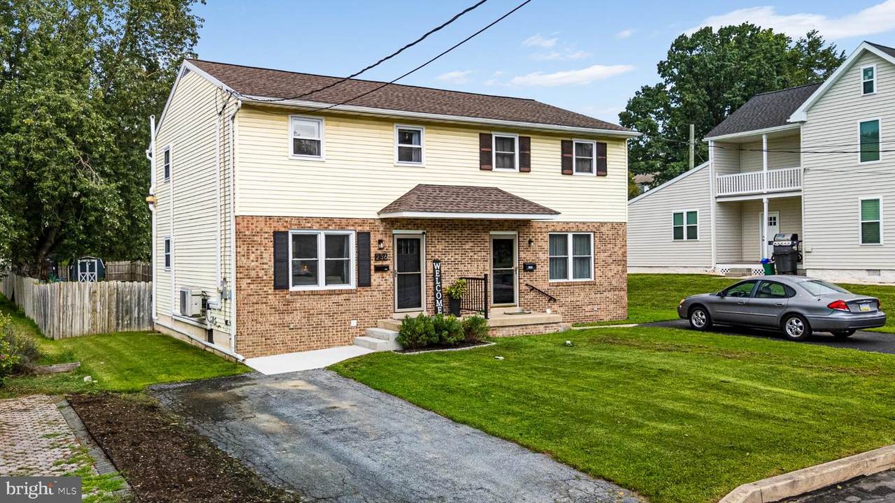 236 Market Avenue - Photo 1