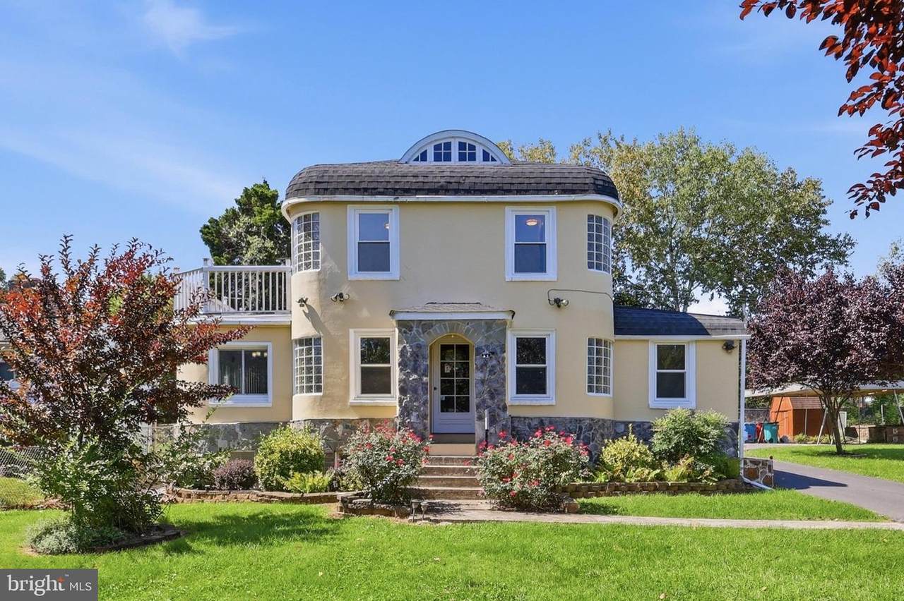 34 Harvard Road - Photo 1